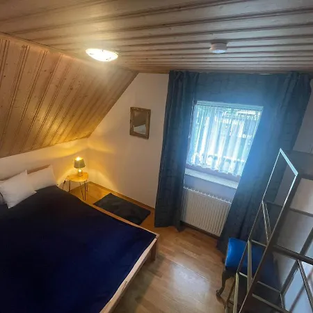 Ruhige Ferienwohnung Airport Muc/aufkirchen Apartmán *