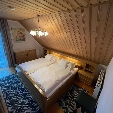 Ruhige Ferienwohnung Airport Muc/aufkirchen Apartmán Schwaig bei Nürnberg